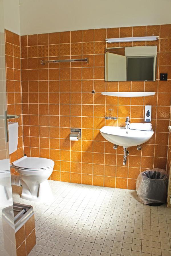 Autobahn Hotel Pfungstadt Ost Esterno foto