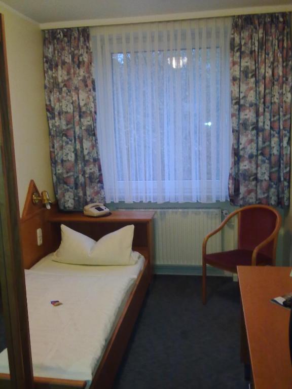Autobahn Hotel Pfungstadt Ost Camera foto